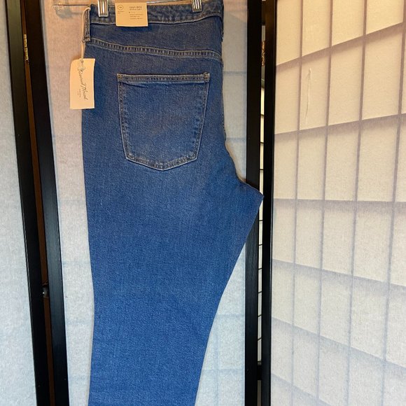 Universal Thread High Rise Straight Fitted Denim Jeans Medium Wash Blue NWT - Picture 4 of 10